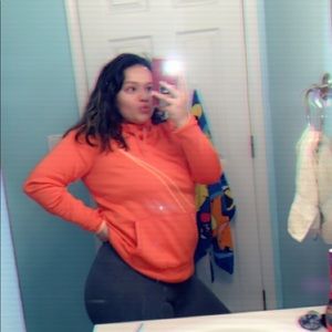 Meet your Posher, Natasha